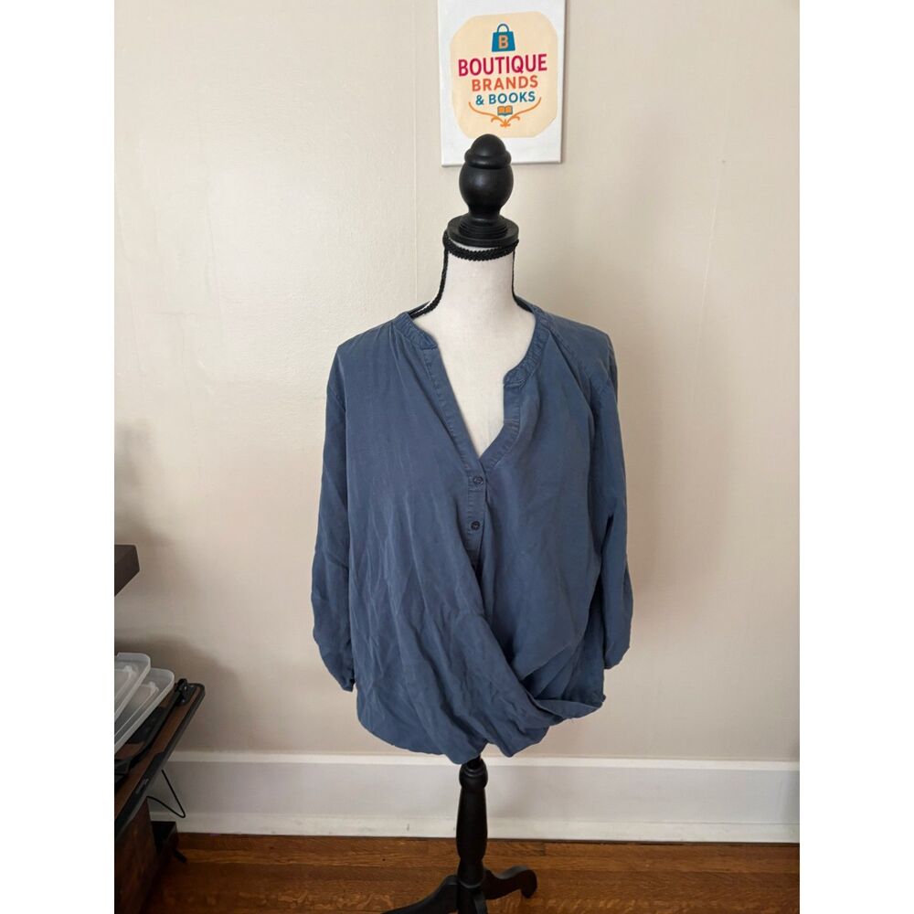 Everly Blue Draped Crossover Blouse Women’s Medium Long Sleeve Boho Tunic Top